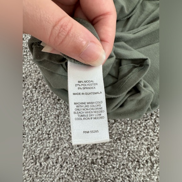 Crop Top - Picture 7 of 8